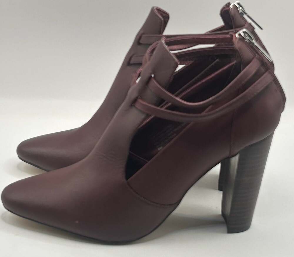 Burgundy Leather Cutout Ankle Boot Heels Size 8W - Picture 4 of 8